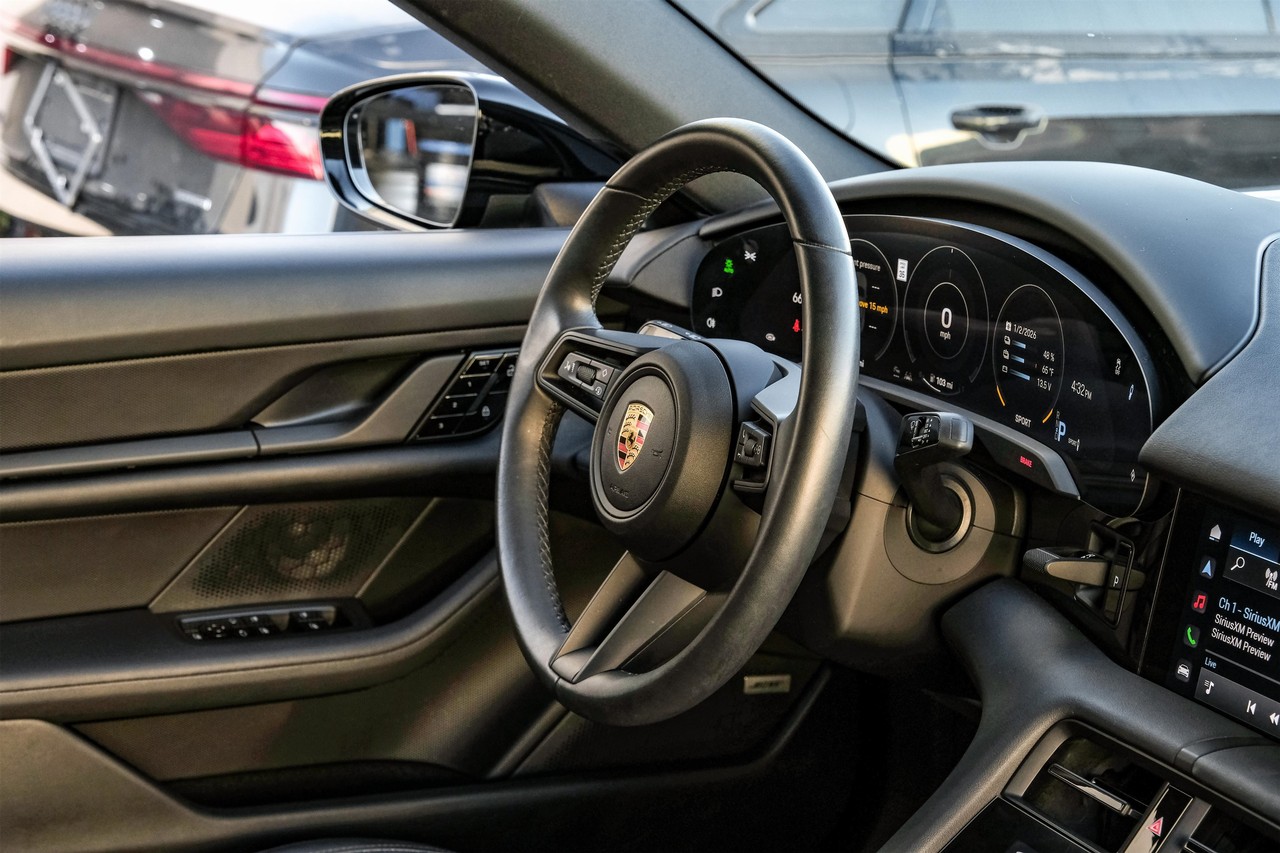 Porsche Taycan Vehicle Main Gallery Image 13