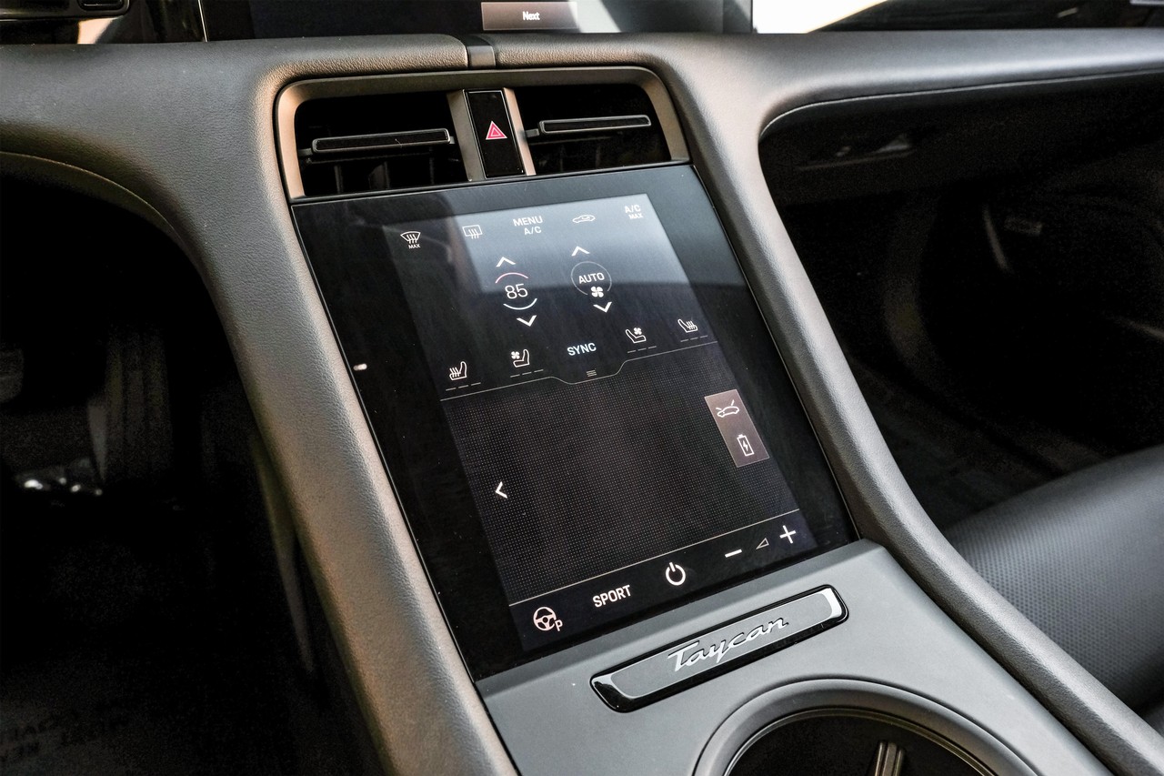 Porsche Taycan Vehicle Main Gallery Image 21