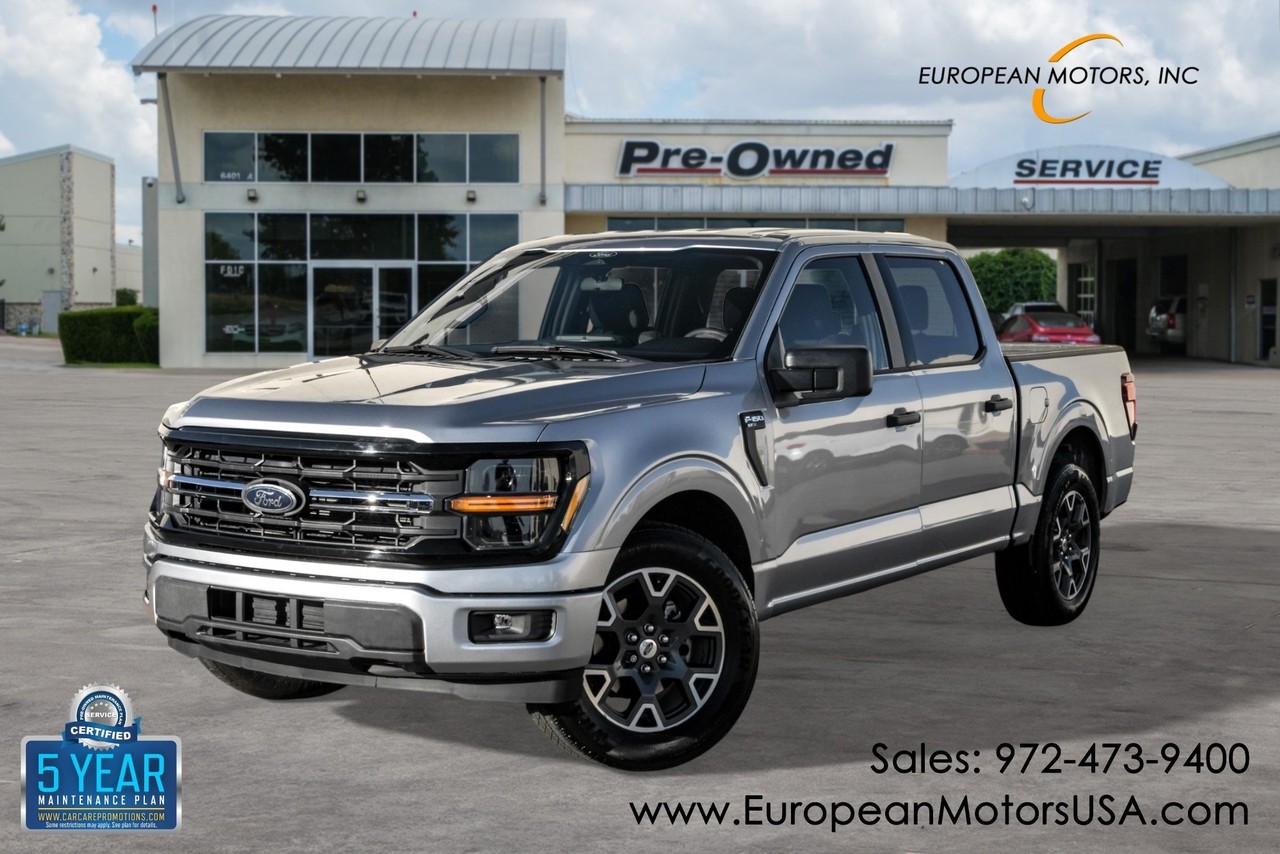 Ford F-150 Vehicle Main Gallery Image 01