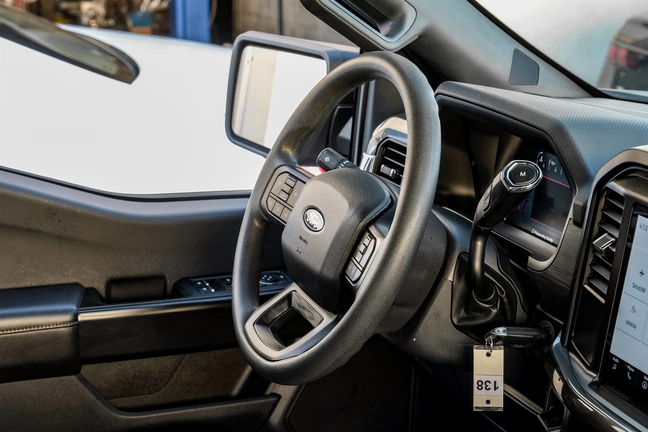 Ford F-150 Vehicle Main Gallery Image 13