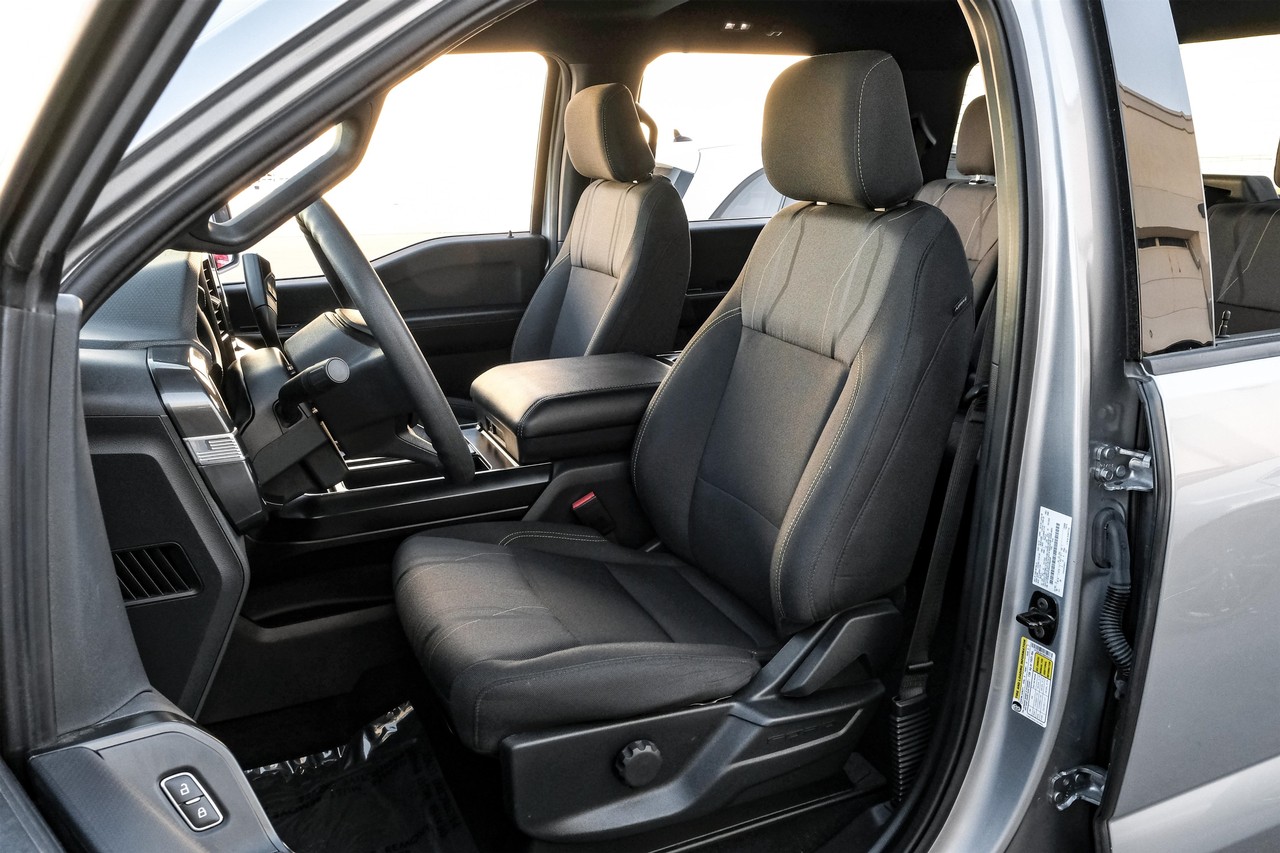 Ford F-150 Vehicle Main Gallery Image 29