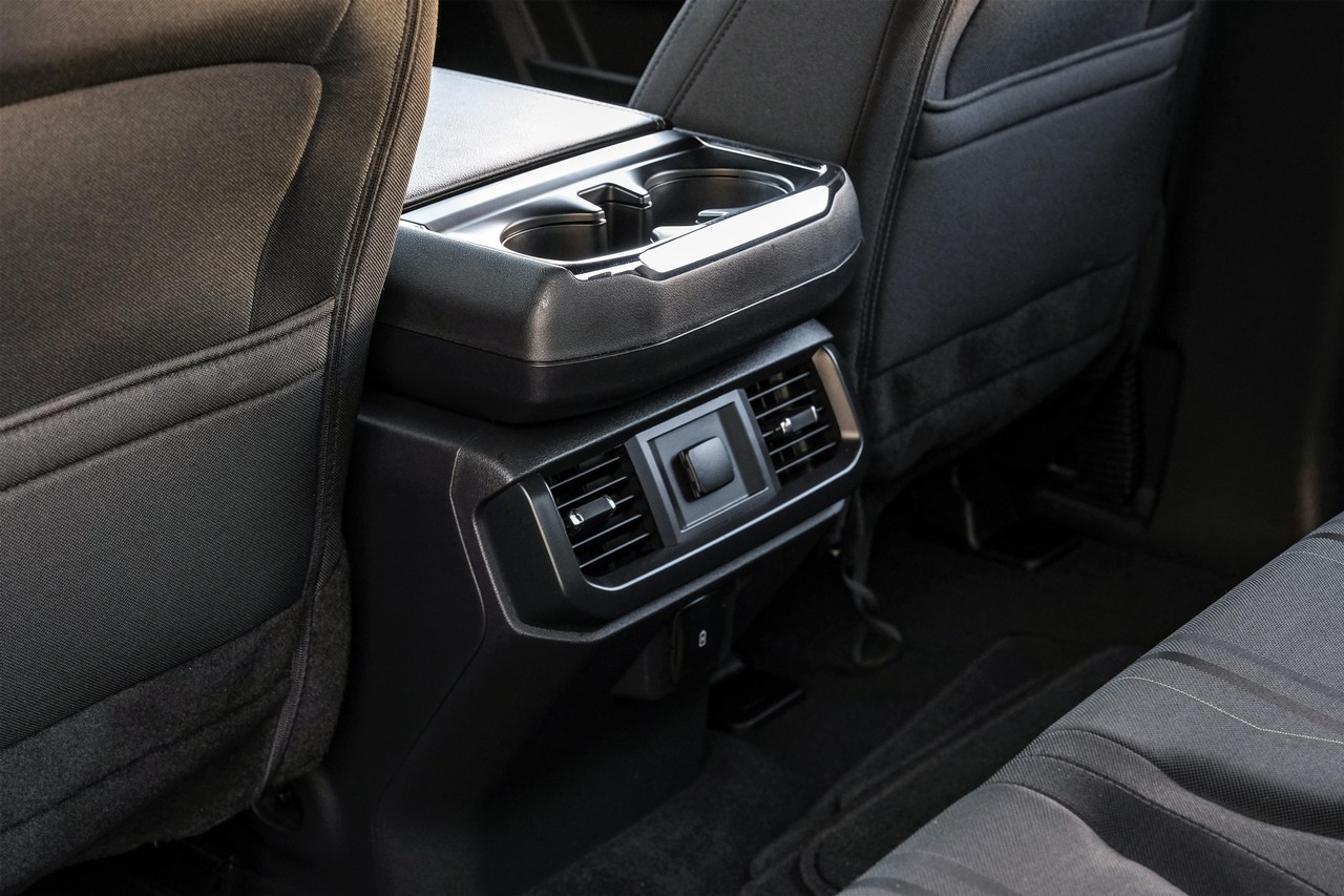 Ford F-150 Vehicle Main Gallery Image 36