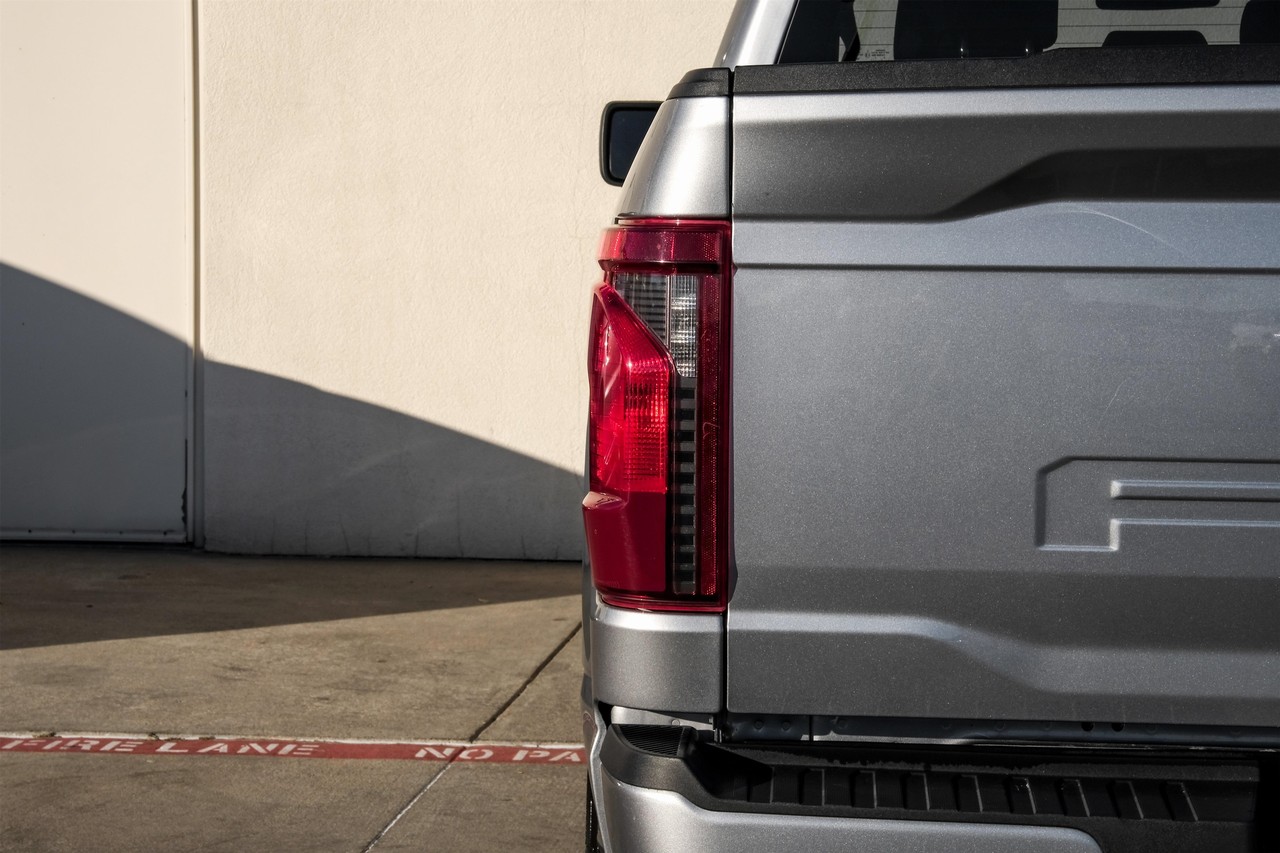 Ford F-150 Vehicle Main Gallery Image 47