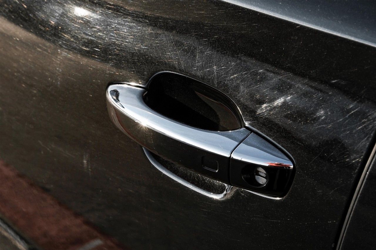 Audi A8 Vehicle Main Gallery Image 46