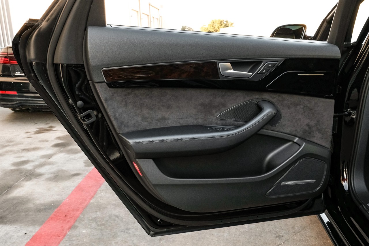 Audi A8 Vehicle Main Gallery Image 53