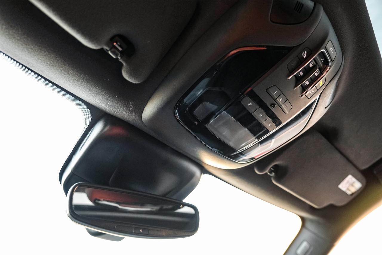 Maserati Levante Vehicle Main Gallery Image 28