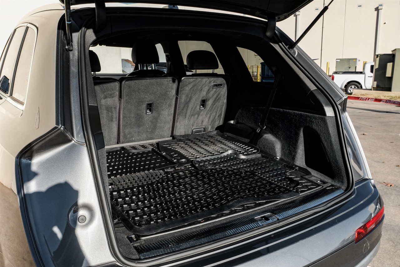 Audi Q7 Vehicle Main Gallery Image 54