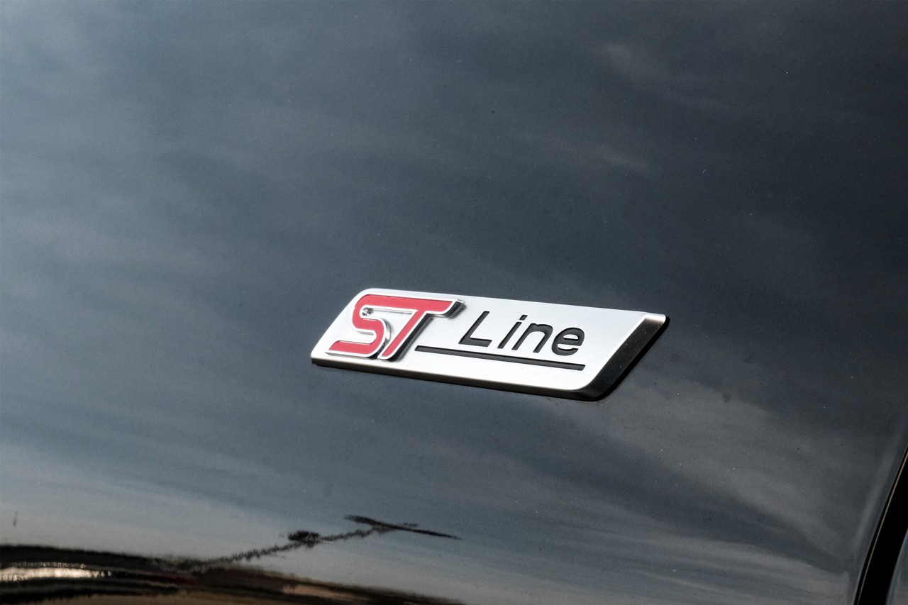 Ford Explorer Vehicle Main Gallery Image 51