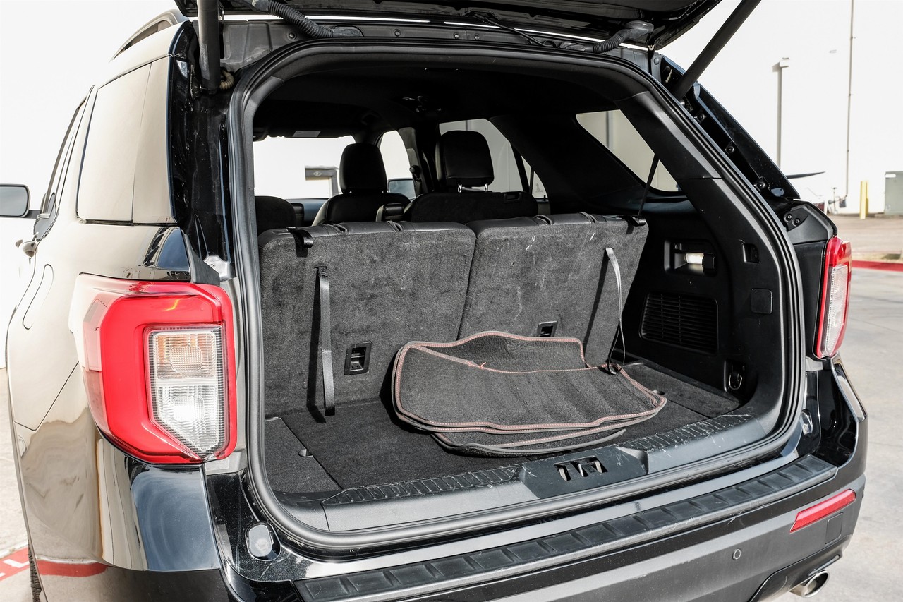 Ford Explorer Vehicle Main Gallery Image 53