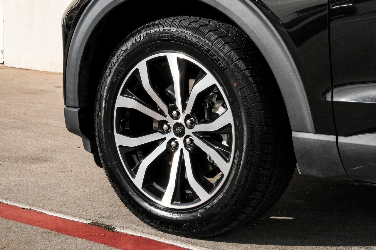 Ford Explorer Vehicle Main Gallery Image 57