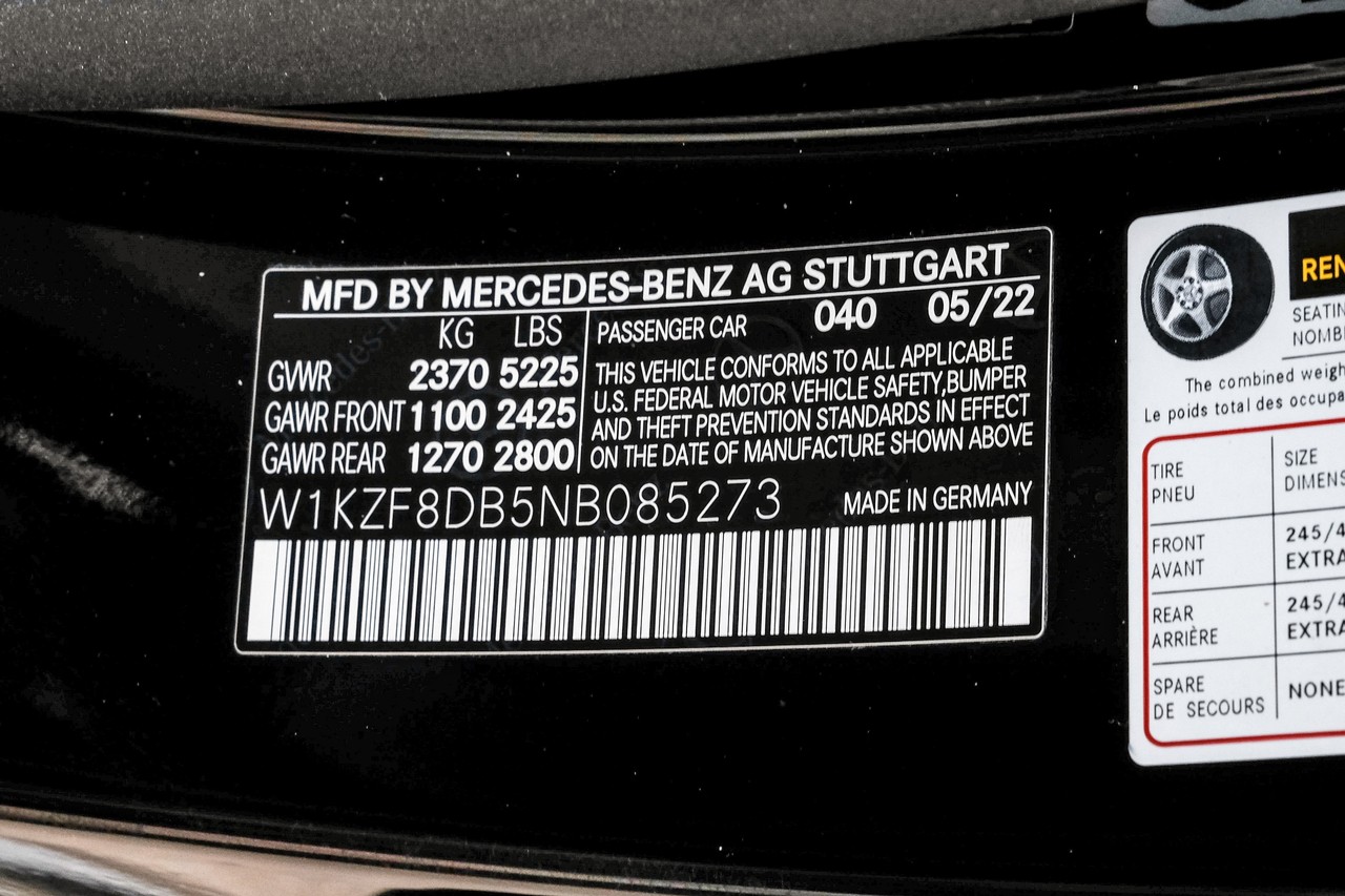 Mercedes-Benz E-Class Vehicle Main Gallery Image 64