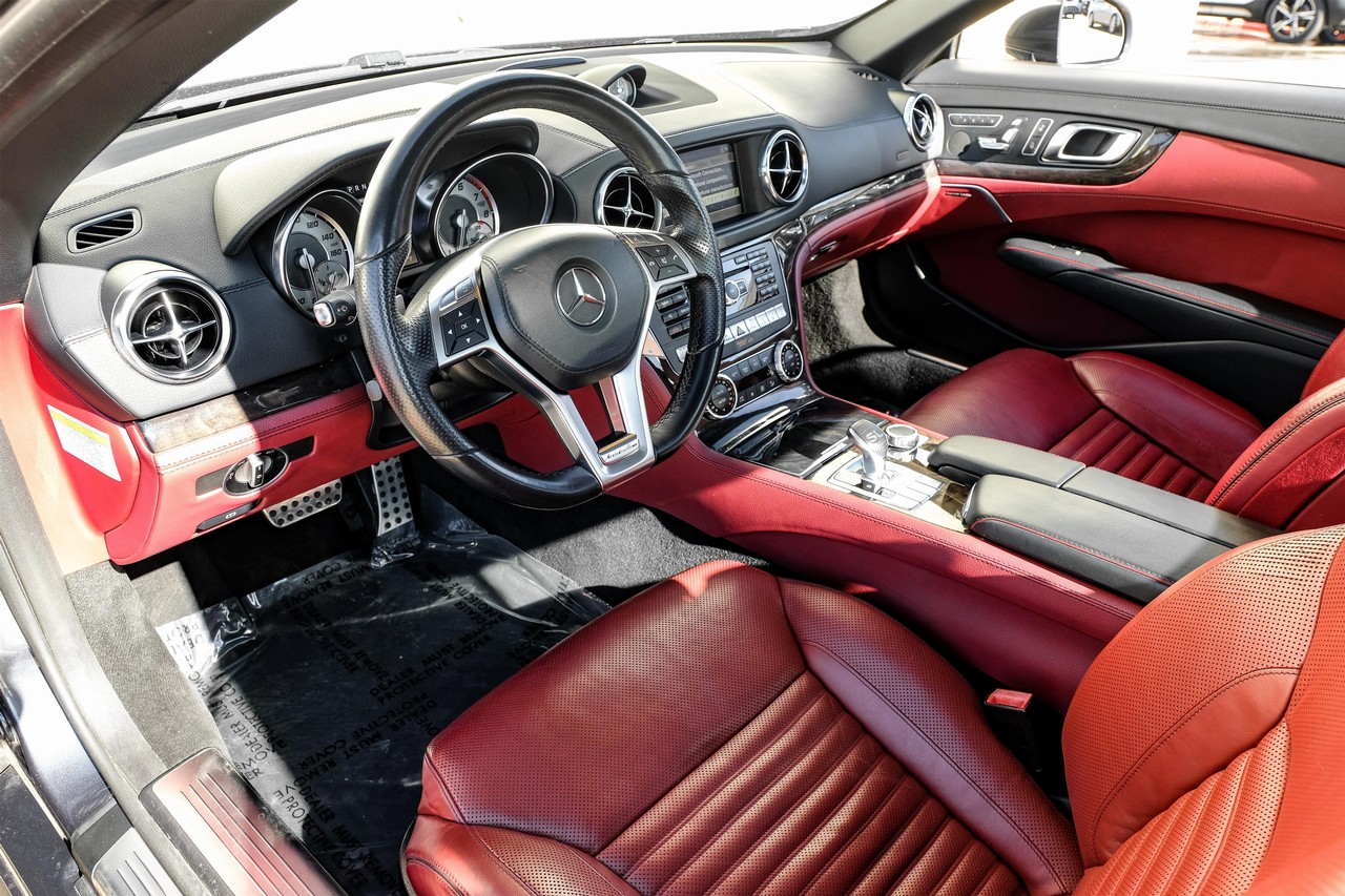 Mercedes-Benz S 550 Vehicle Main Gallery Image 03