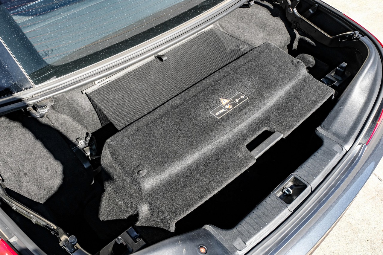 Mercedes-Benz S 550 Vehicle Main Gallery Image 36