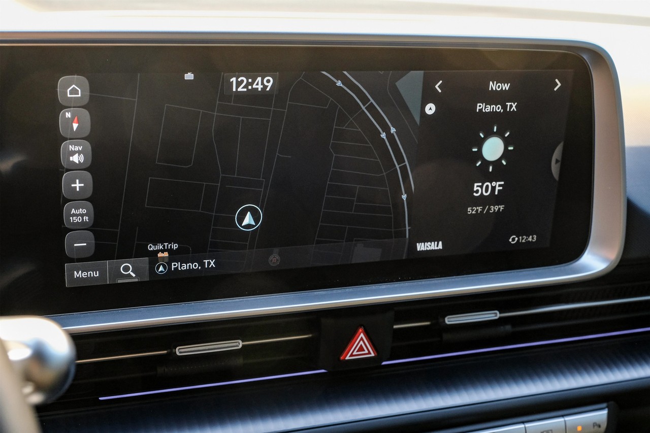 Hyundai IONIQ 6 Vehicle Main Gallery Image 21