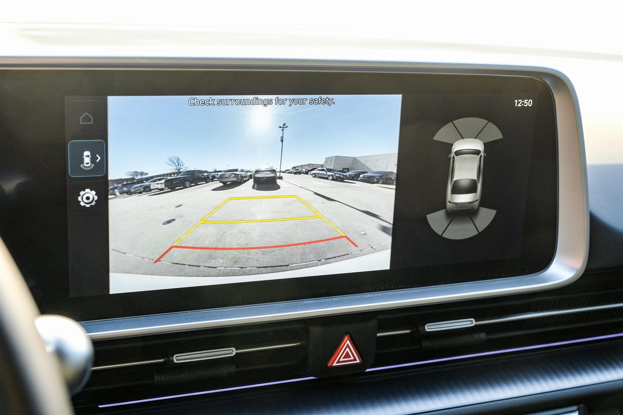 Hyundai IONIQ 6 Vehicle Main Gallery Image 22