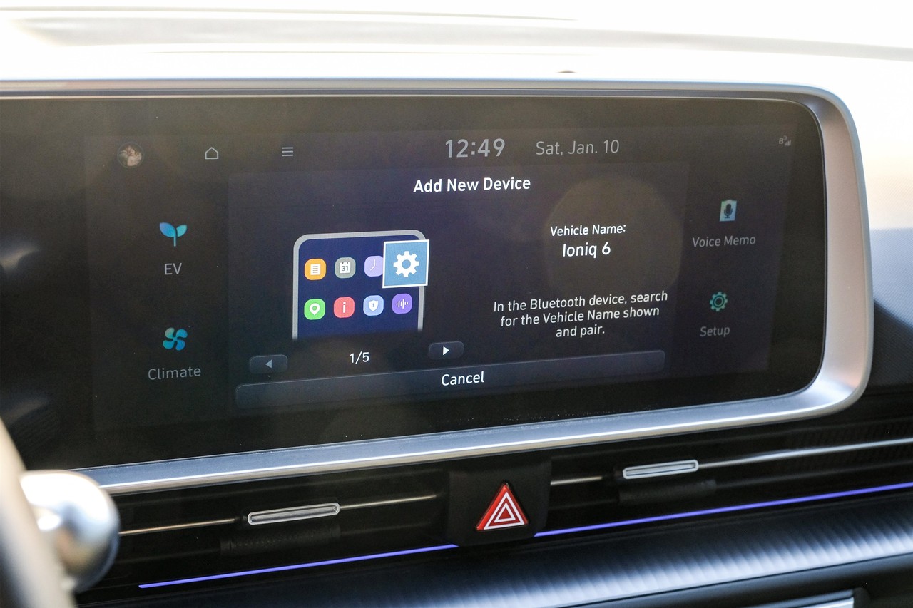 Hyundai IONIQ 6 Vehicle Main Gallery Image 29