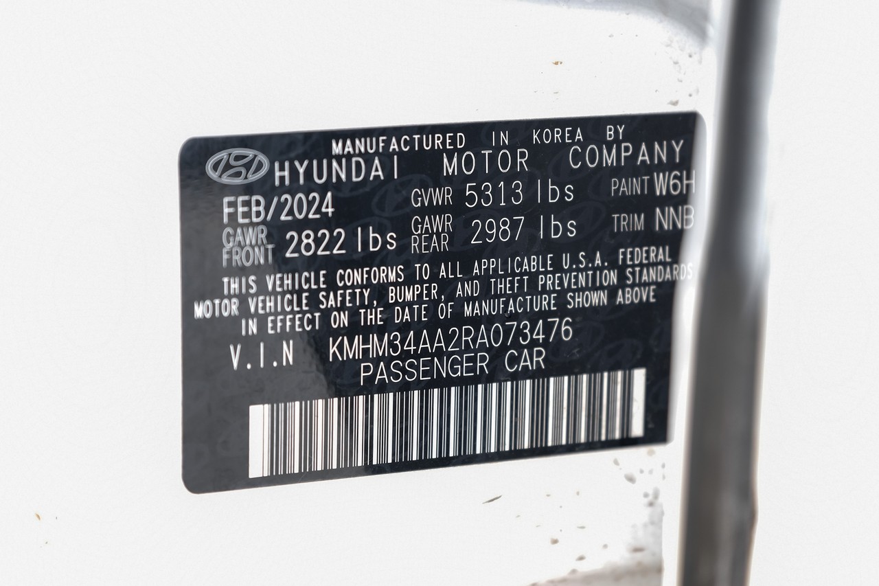 Hyundai IONIQ 6 Vehicle Main Gallery Image 55