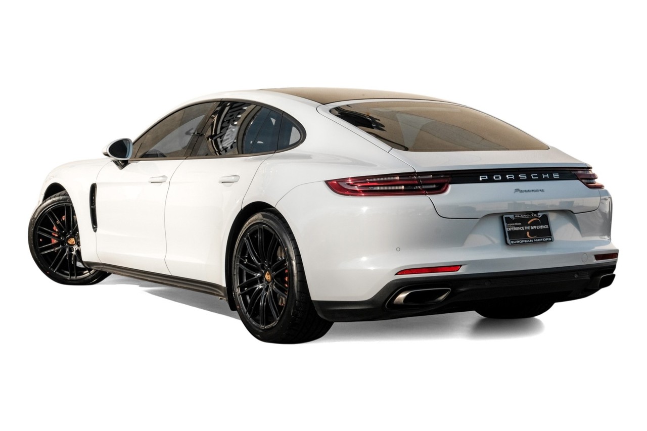 Porsche Panamera Vehicle Main Gallery Image 11