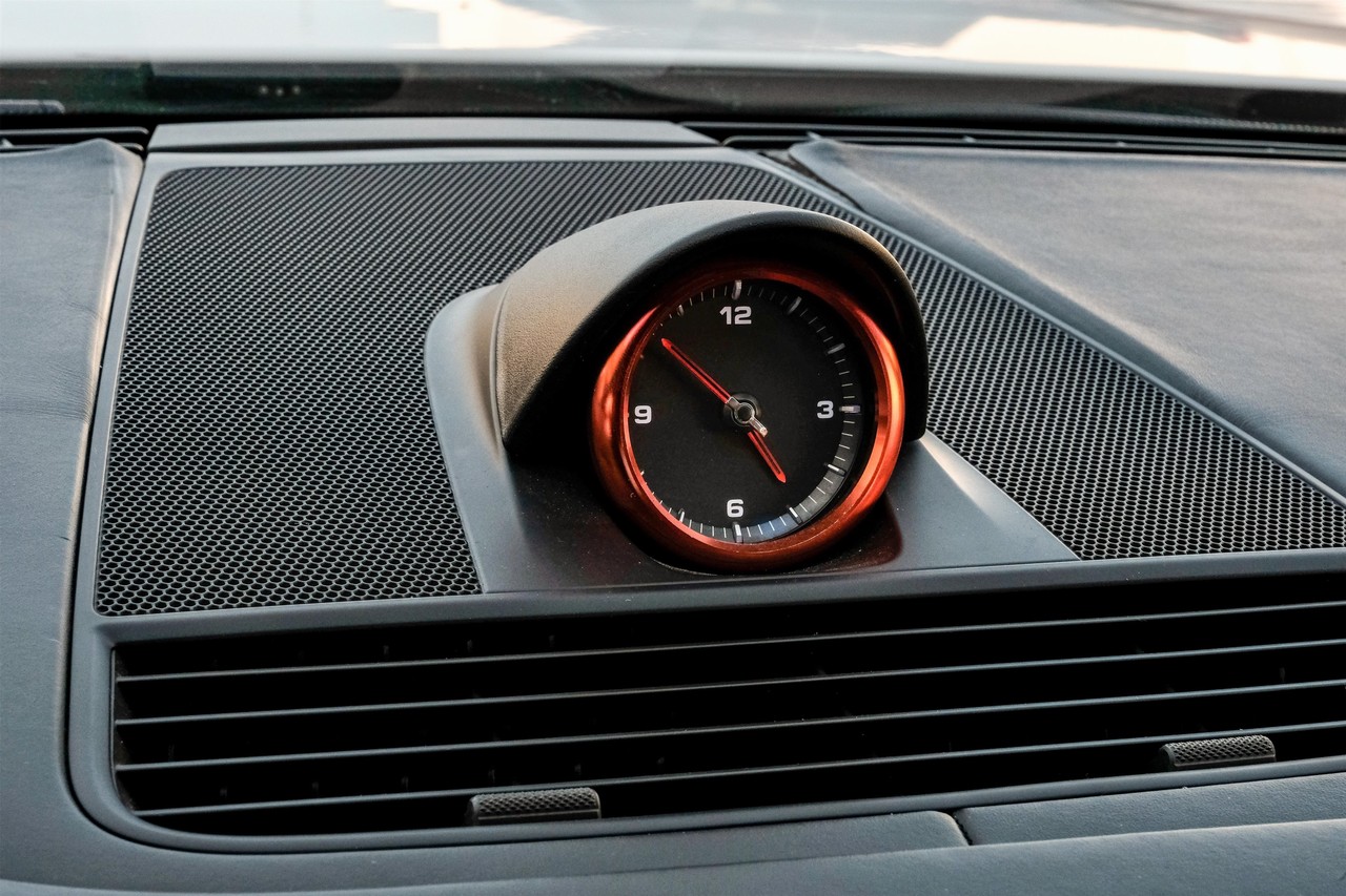 Porsche Panamera Vehicle Main Gallery Image 28