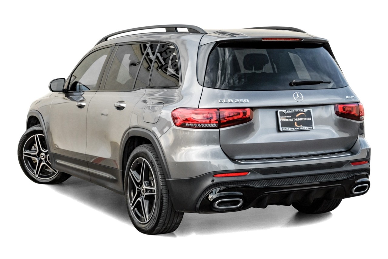 Mercedes-Benz GLB Vehicle Main Gallery Image 11