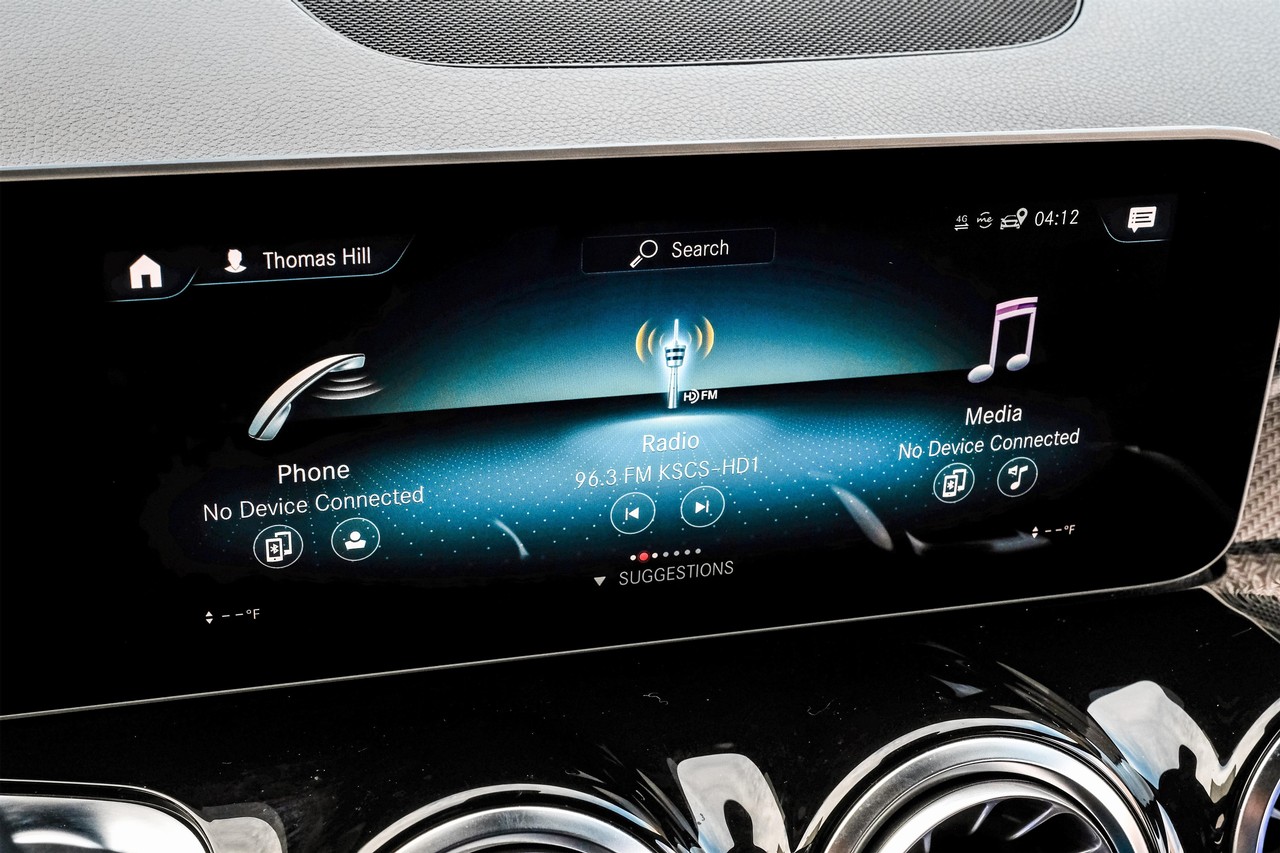 Mercedes-Benz GLB Vehicle Main Gallery Image 31