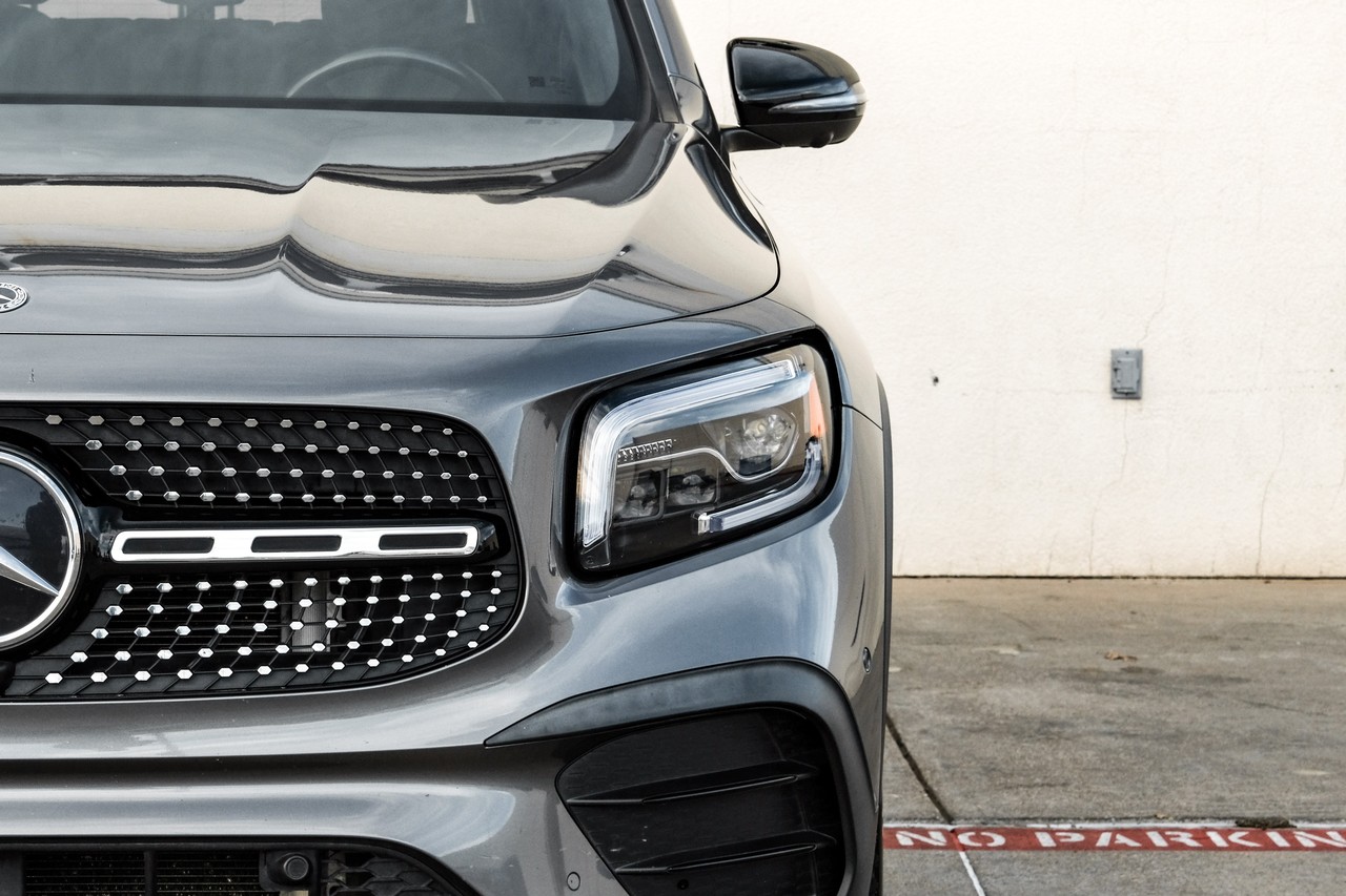 Mercedes-Benz GLB Vehicle Main Gallery Image 52