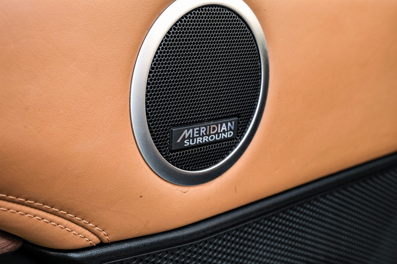 Land Rover Discovery Vehicle Main Gallery Image 47