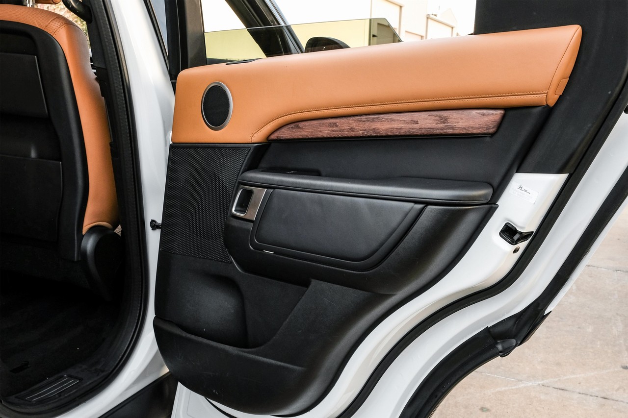 Land Rover Discovery Vehicle Main Gallery Image 48