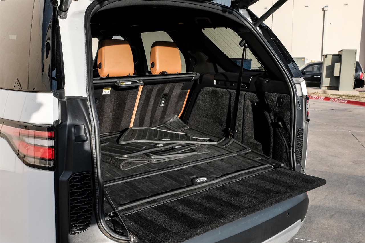 Land Rover Discovery Vehicle Main Gallery Image 54