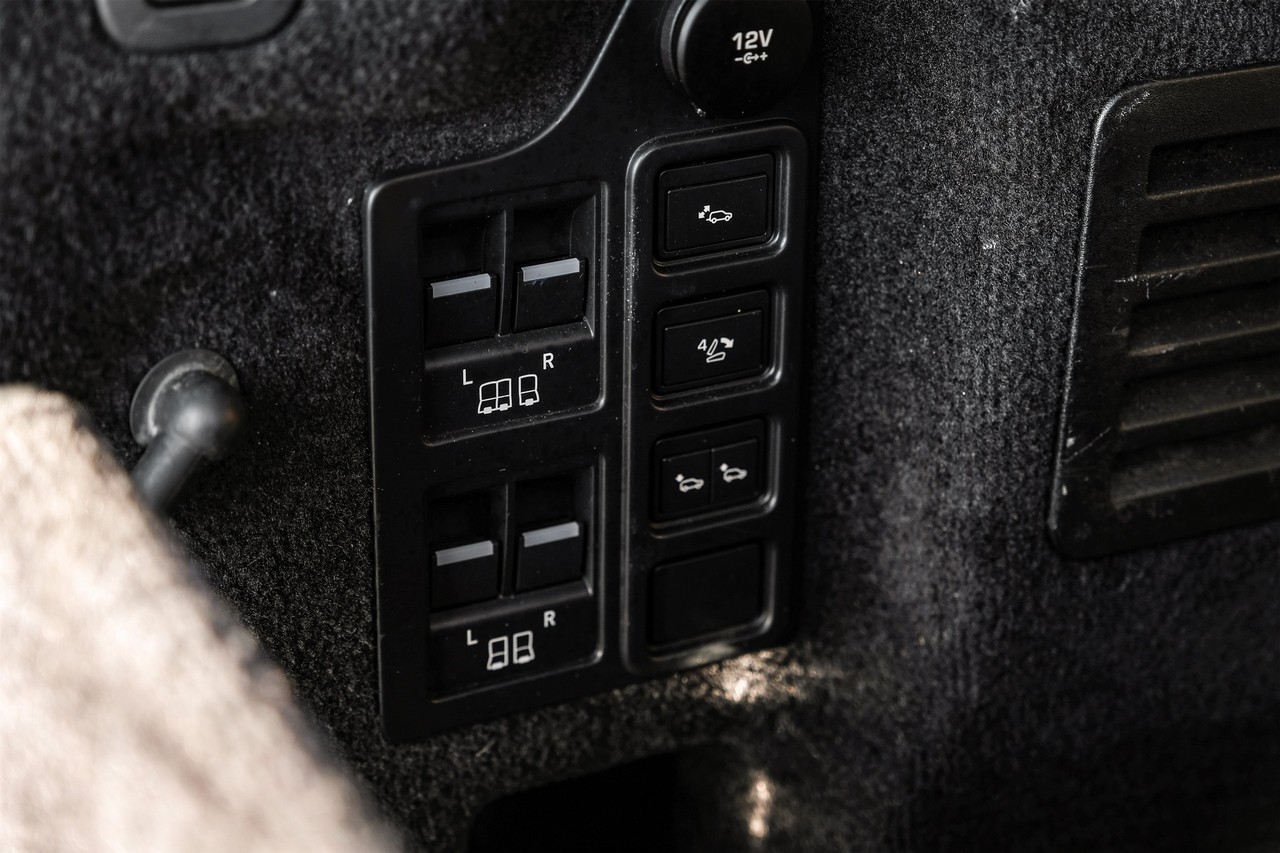 Land Rover Discovery Vehicle Main Gallery Image 55