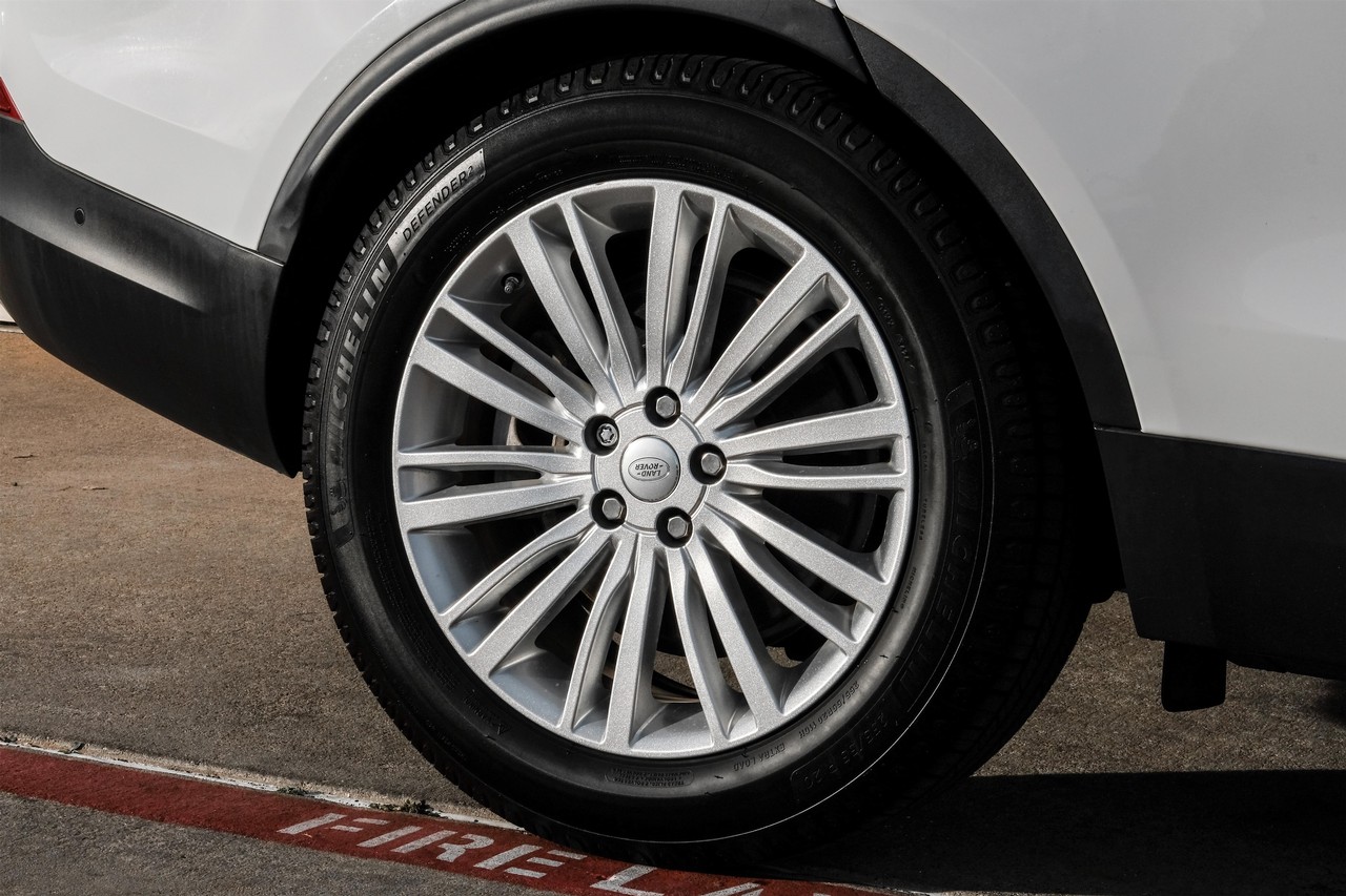 Land Rover Discovery Vehicle Main Gallery Image 57