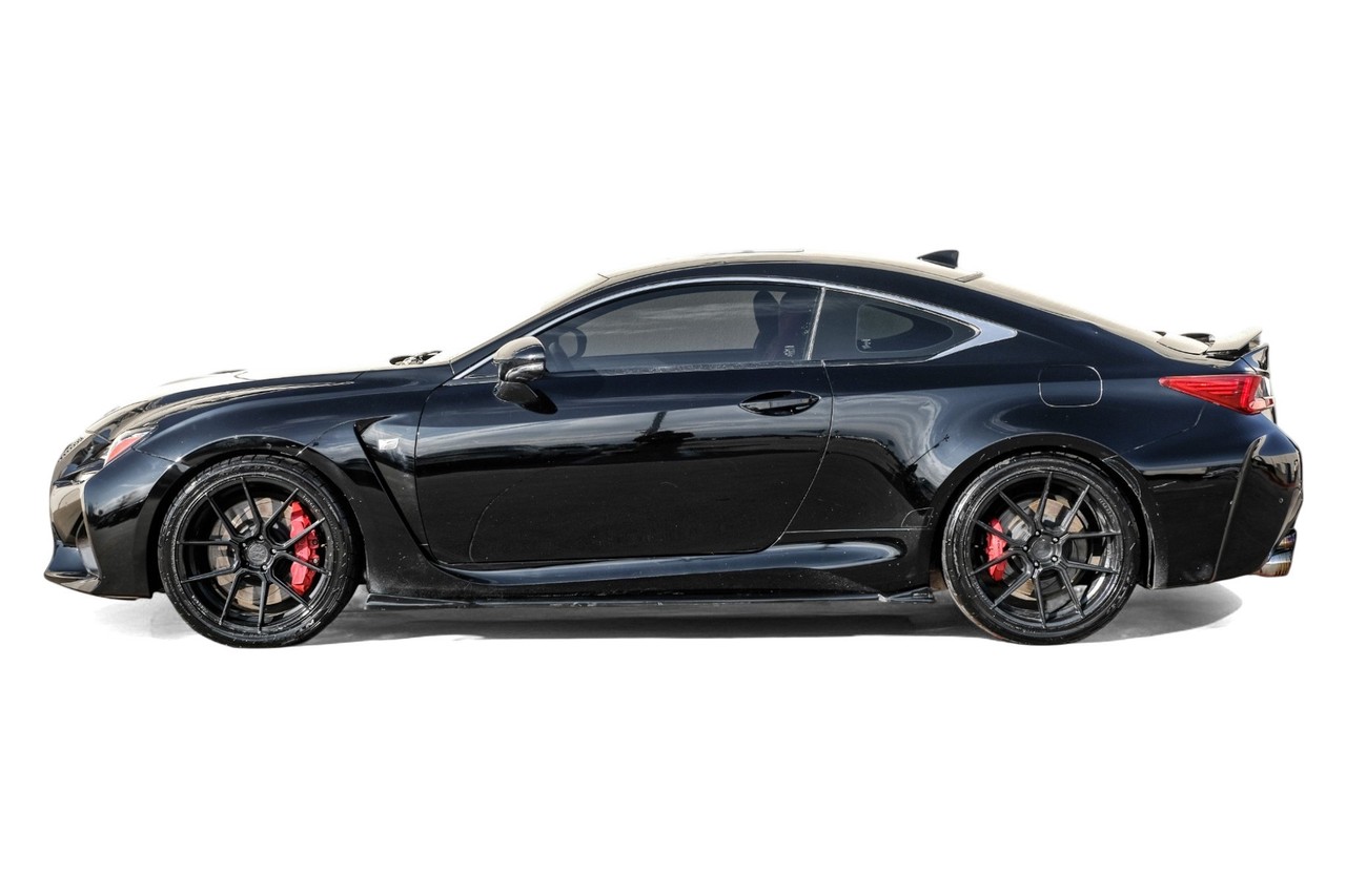 Lexus RC F Vehicle Main Gallery Image 12