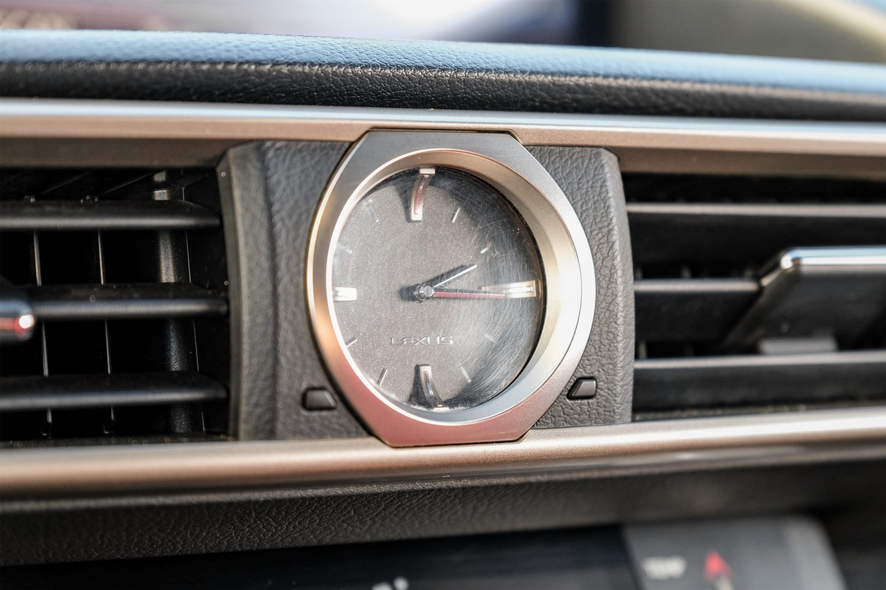 Lexus RC F Vehicle Main Gallery Image 27