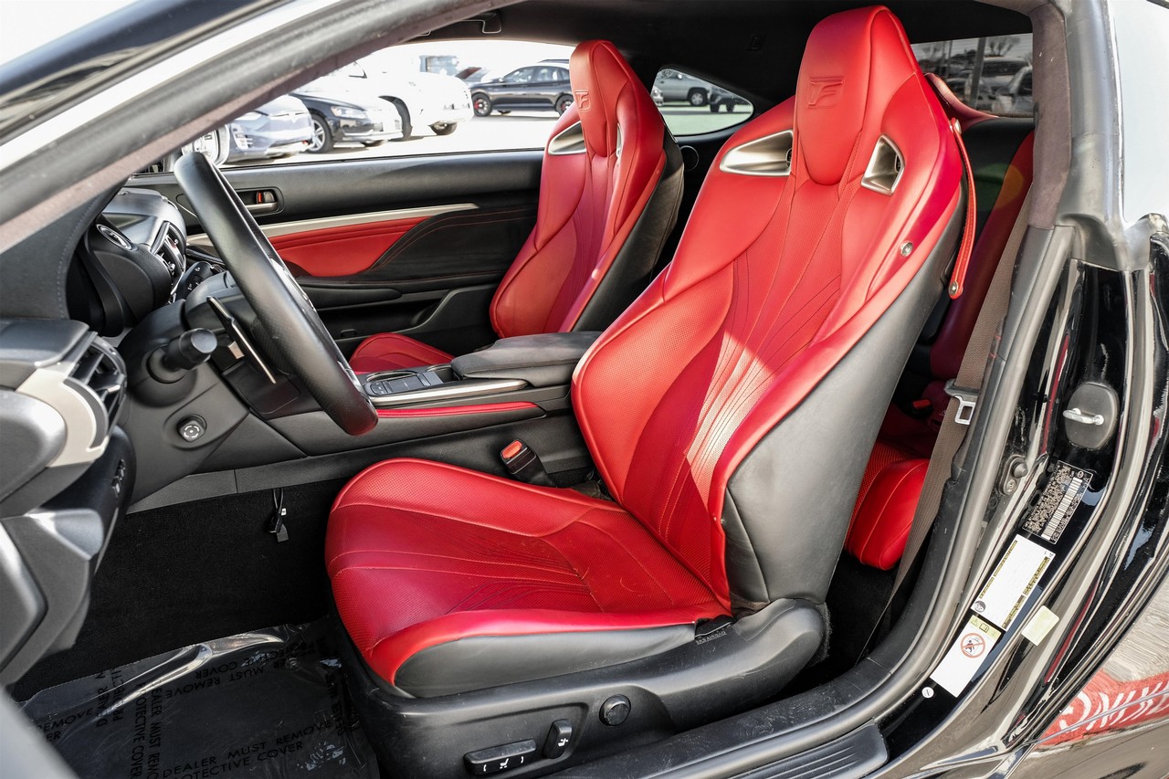 Lexus RC F Vehicle Main Gallery Image 34