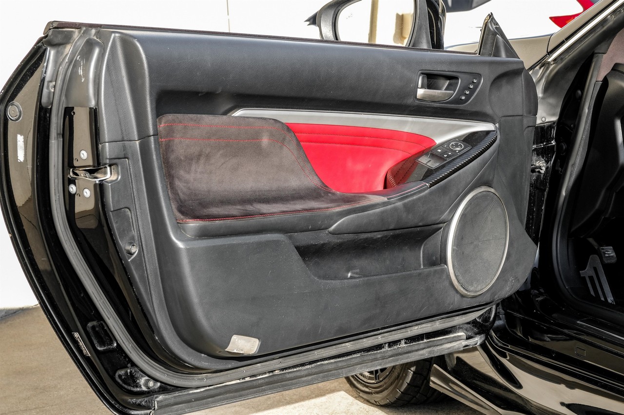 Lexus RC F Vehicle Main Gallery Image 39