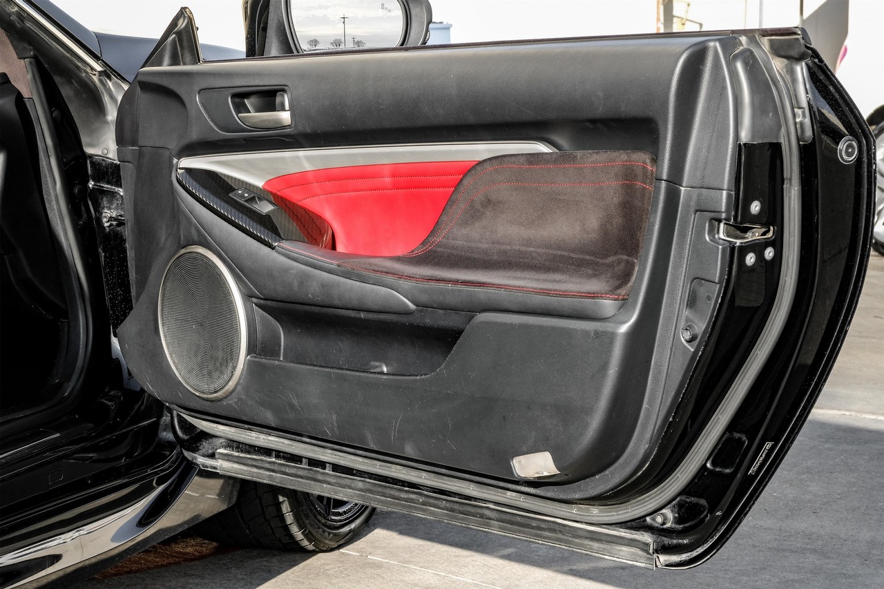 Lexus RC F Vehicle Main Gallery Image 41