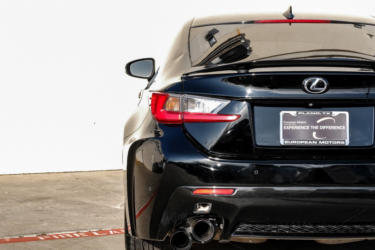 Lexus RC F Vehicle Main Gallery Image 43