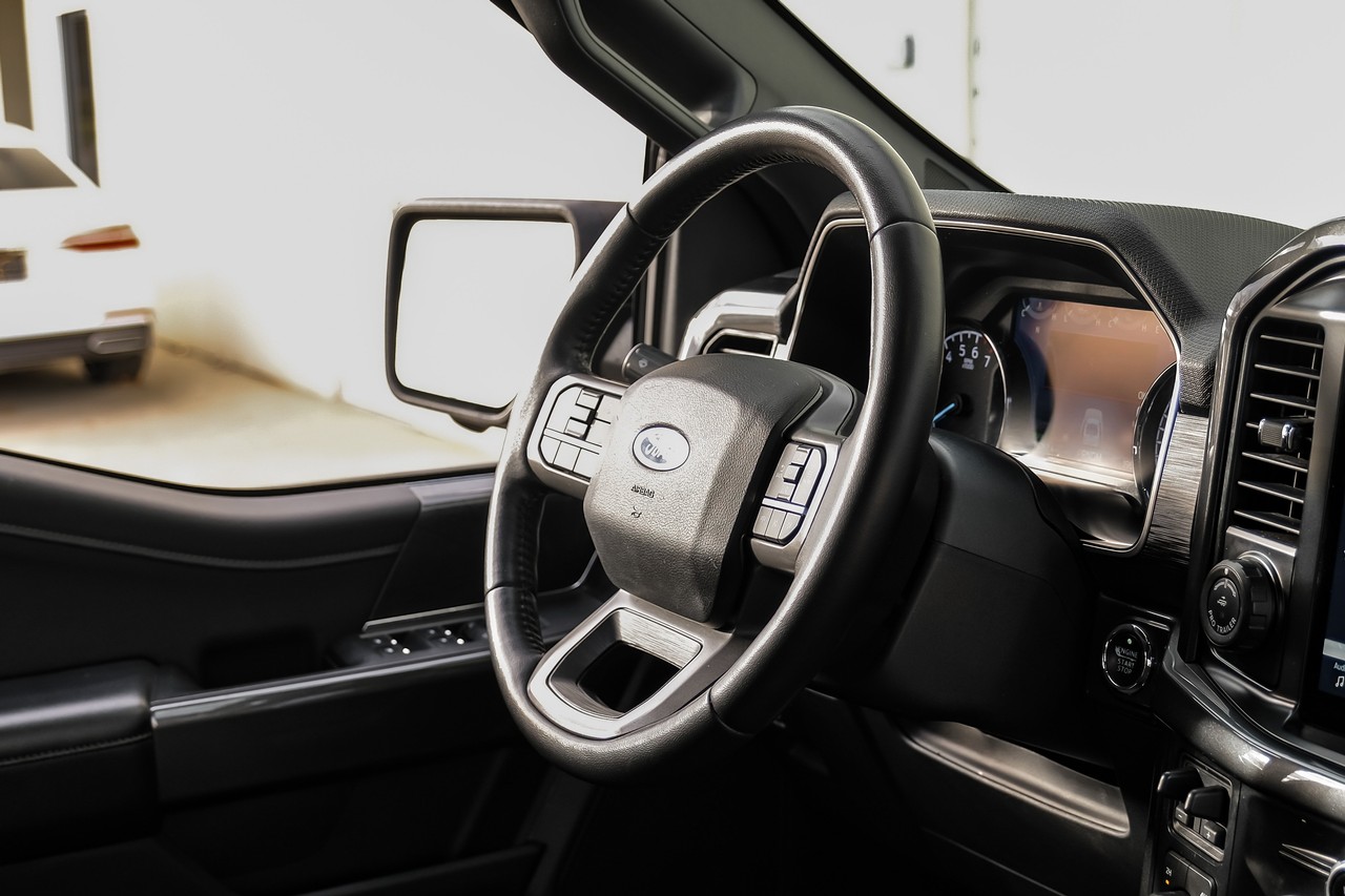 Ford F-150 Vehicle Main Gallery Image 14