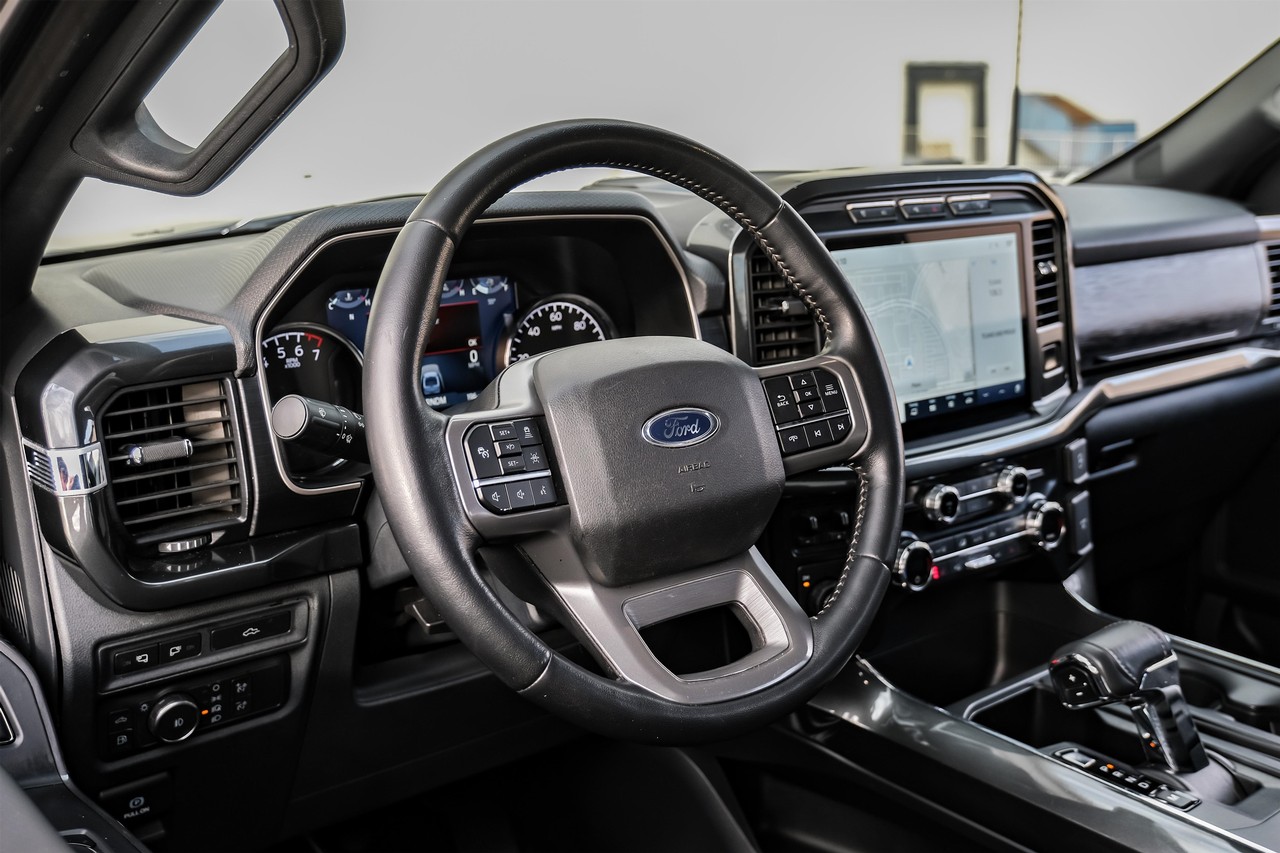 Ford F-150 Vehicle Main Gallery Image 15