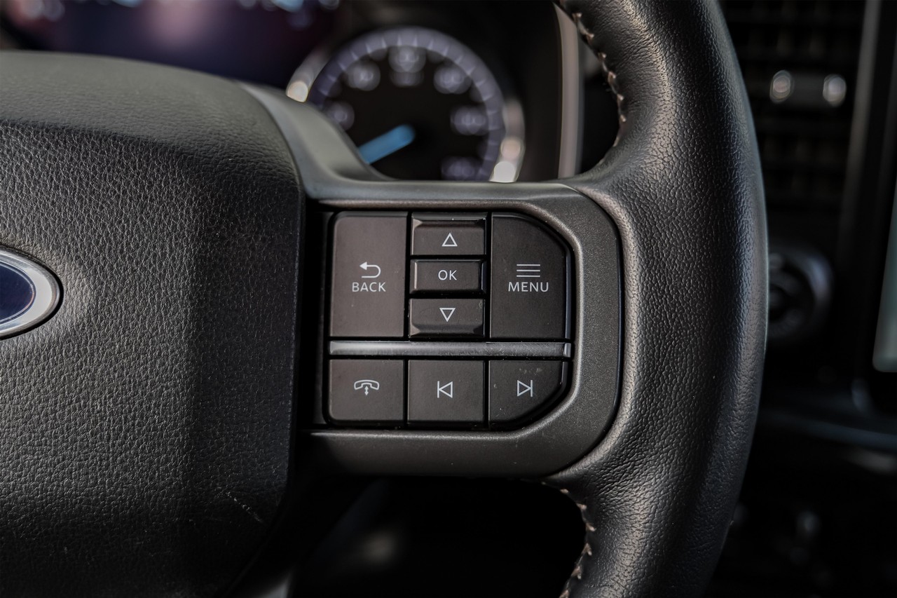 Ford F-150 Vehicle Main Gallery Image 17