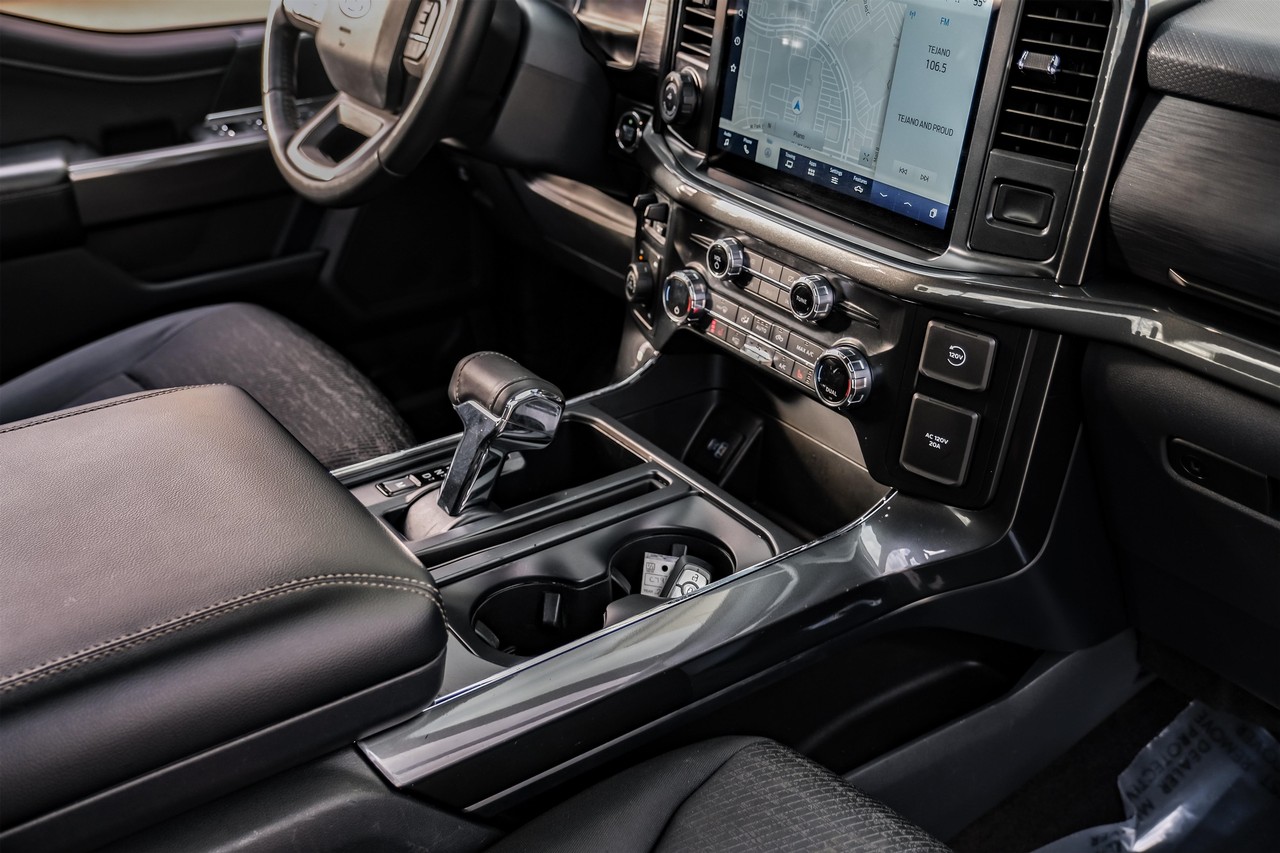 Ford F-150 Vehicle Main Gallery Image 22