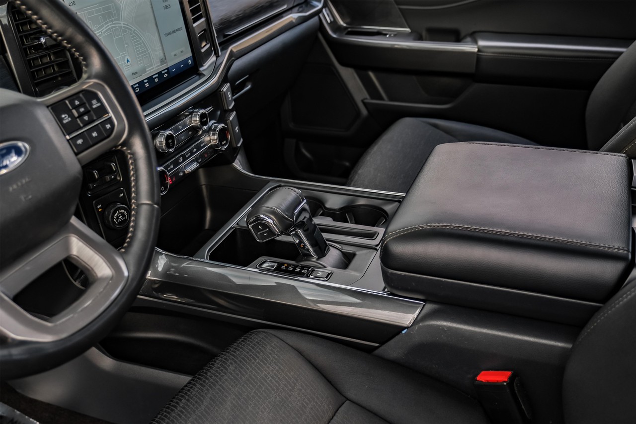 Ford F-150 Vehicle Main Gallery Image 23