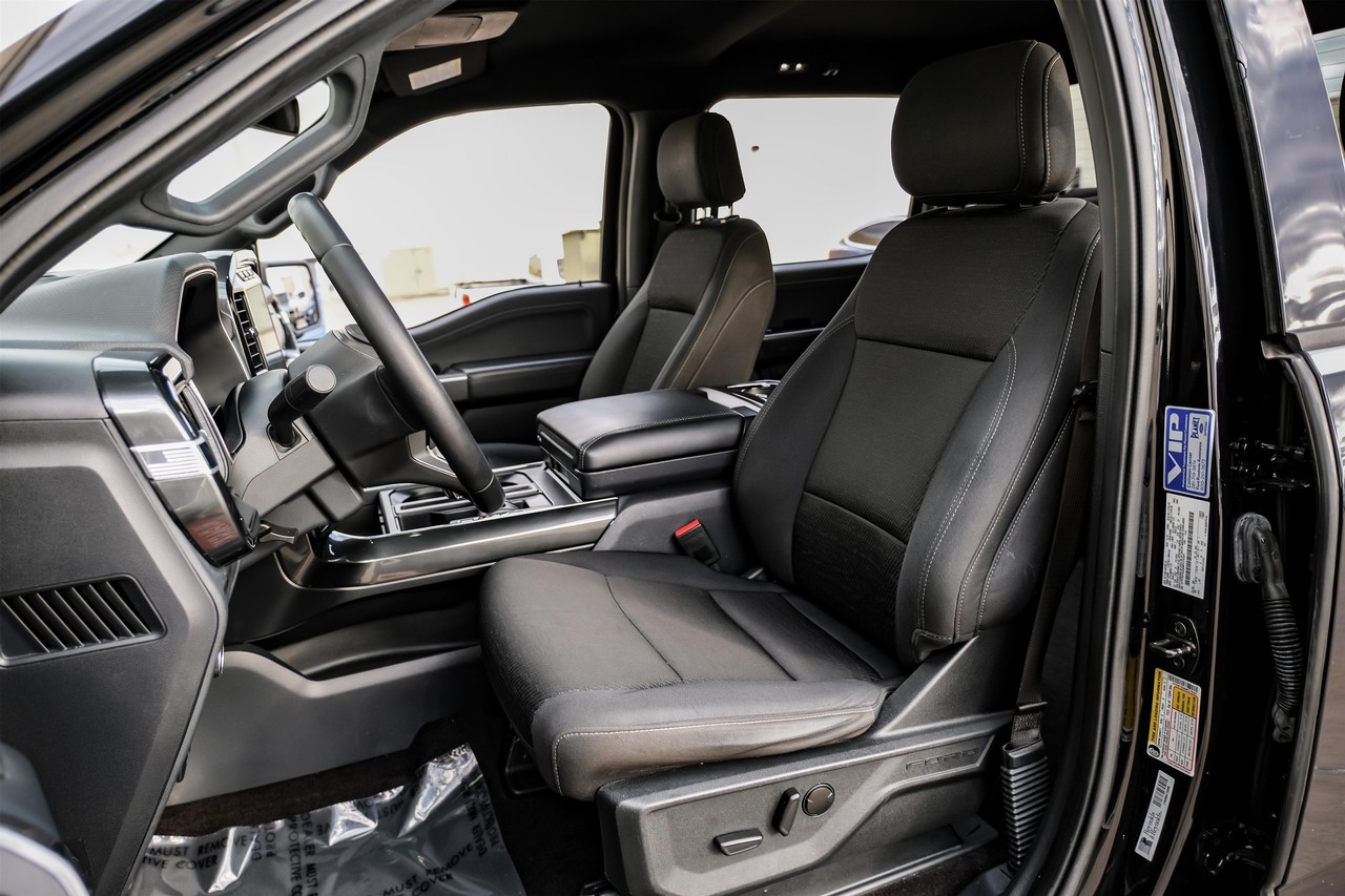 Ford F-150 Vehicle Main Gallery Image 30