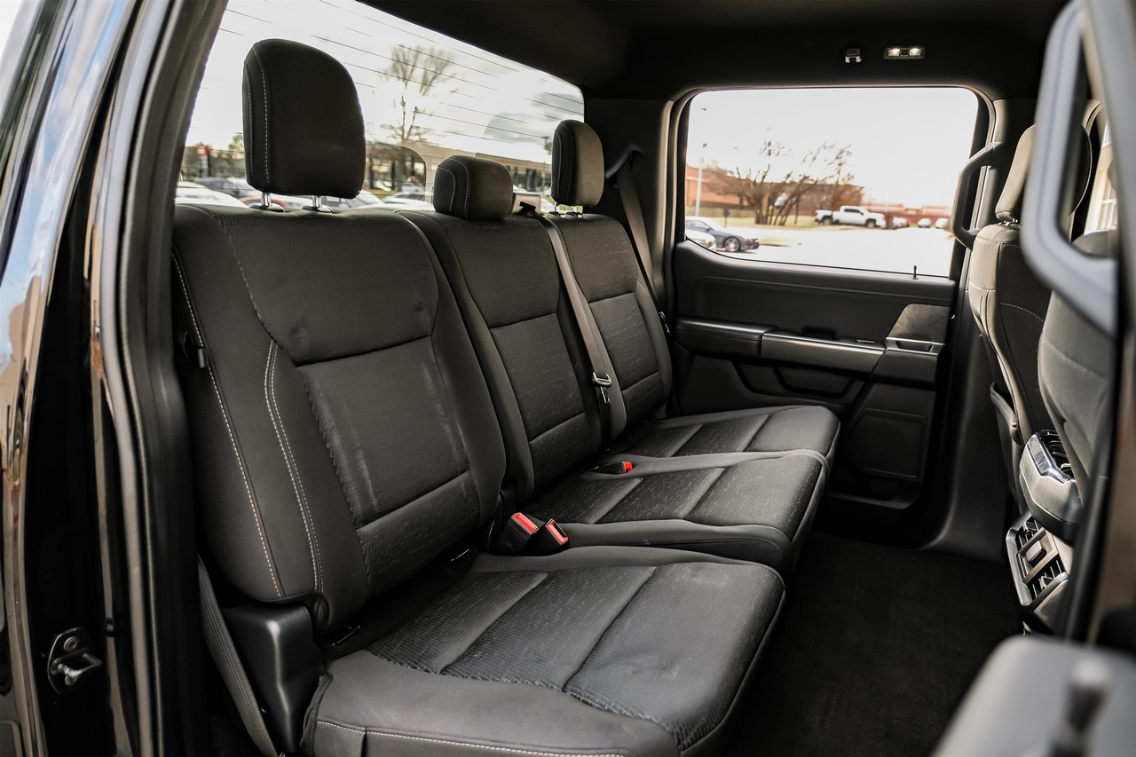 Ford F-150 Vehicle Main Gallery Image 34