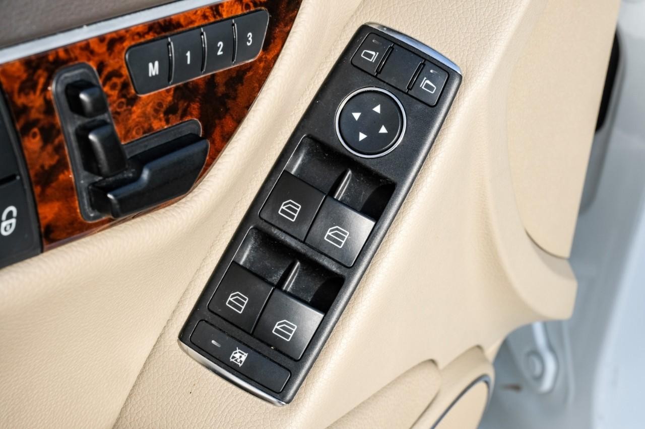 Mercedes-Benz C 300 Vehicle Main Gallery Image 42