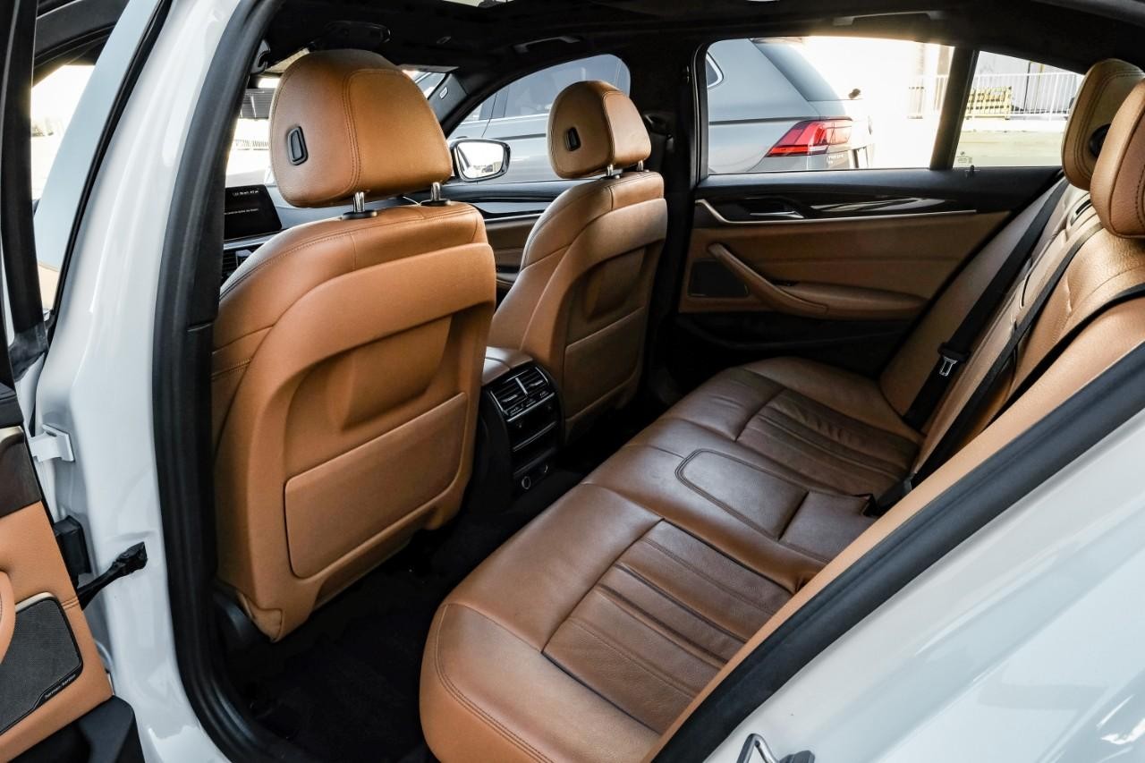 BMW 540i Vehicle Main Gallery Image 42