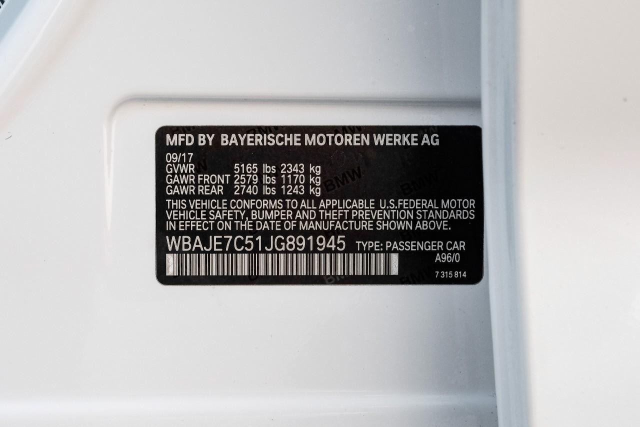 BMW 540i Vehicle Main Gallery Image 67