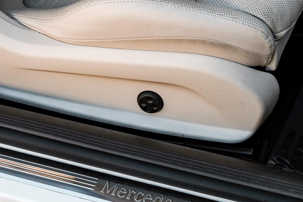 Mercedes-Benz E 400 Vehicle Main Gallery Image 34