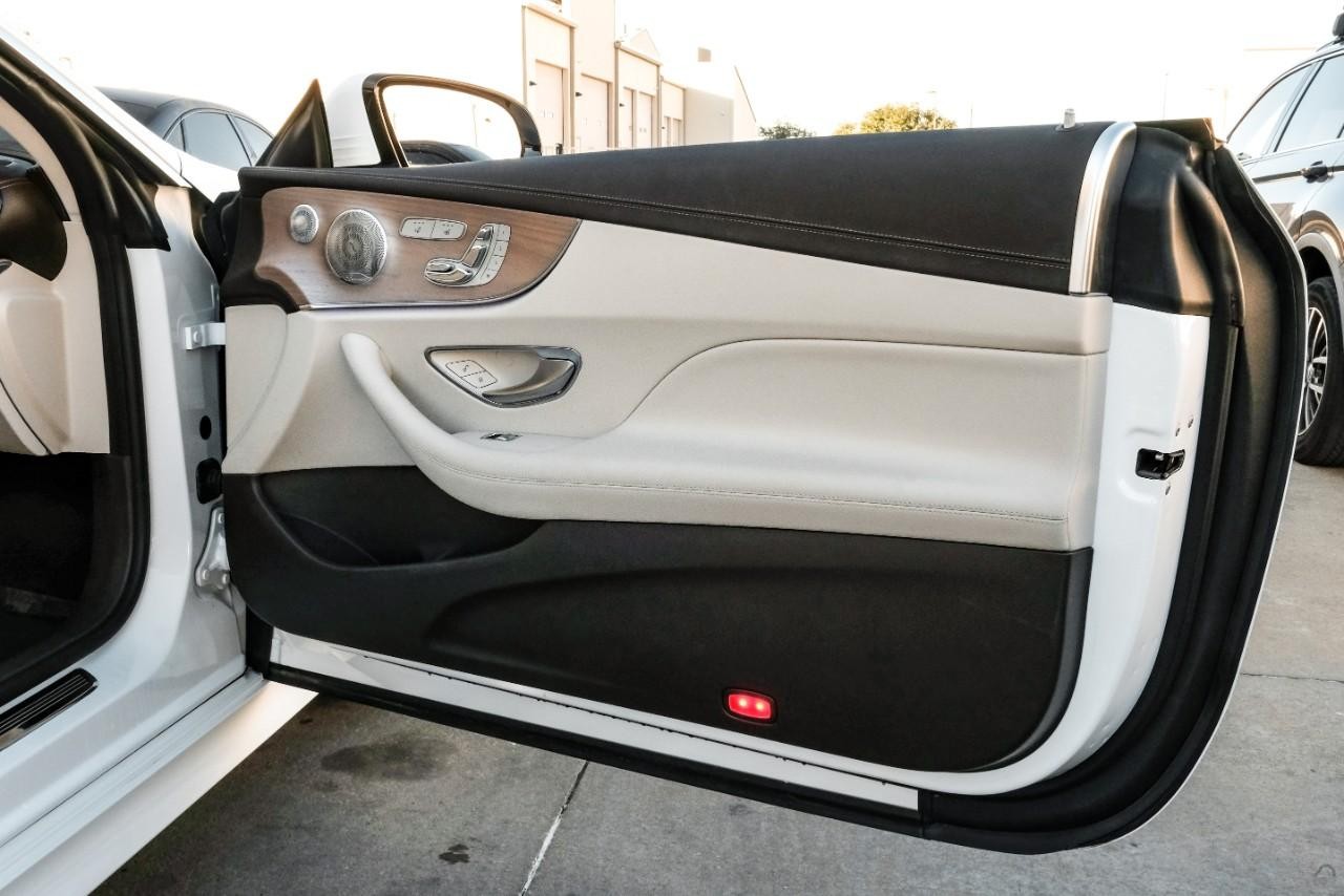 Mercedes-Benz E 400 Vehicle Main Gallery Image 43