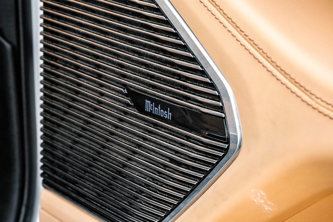 Jeep Grand Cherokee L Vehicle Main Gallery Image 52